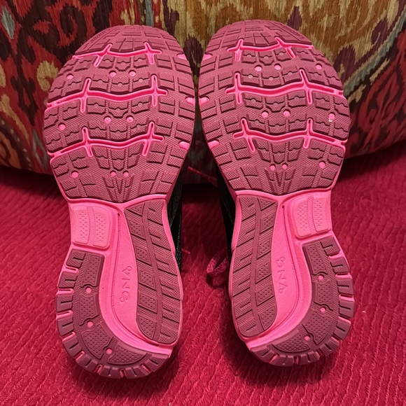 Brooks Women’s Trace 2 Neutral Running Shoe - Picture 6 of 6